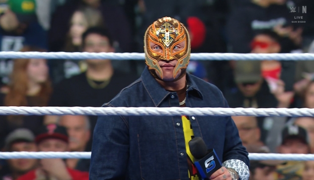 WWE SmackDown : Rey Mysterio annonce sa participation au Royal Rumble 2025