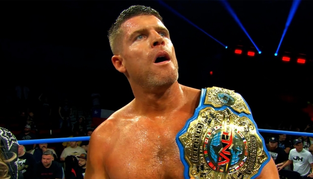Steve Maclin couronné premier champion International de la TNA à Unbreakable