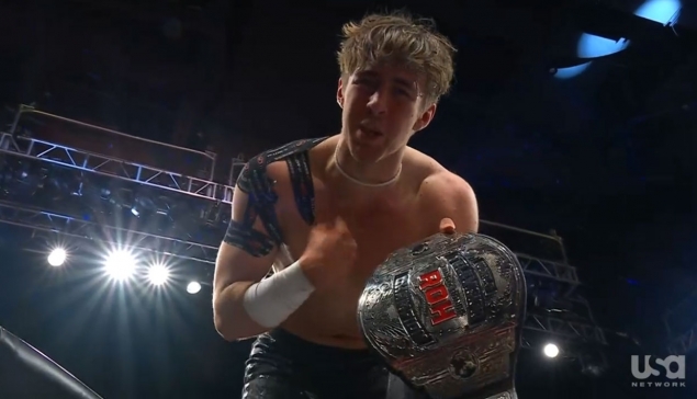 Nick Wayne s'inscrit comme le champion solo le plus jeune de la ROH