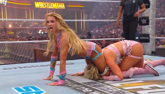 Pour Ric Flair, Charlotte vs Tiffany Stratton était le match de la nuit 1
