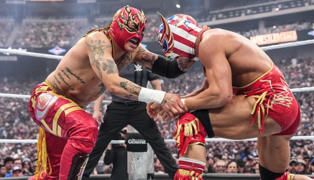 Rey Fenix a vécu son rêve en participant à WWE WrestleMania 41