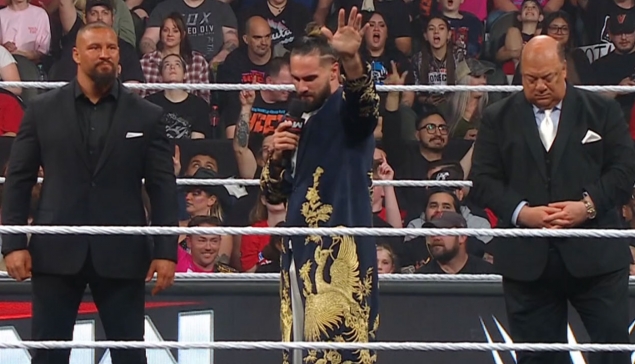 WWE RAW : Seth Rollins présente l'identité de son nouveau clan